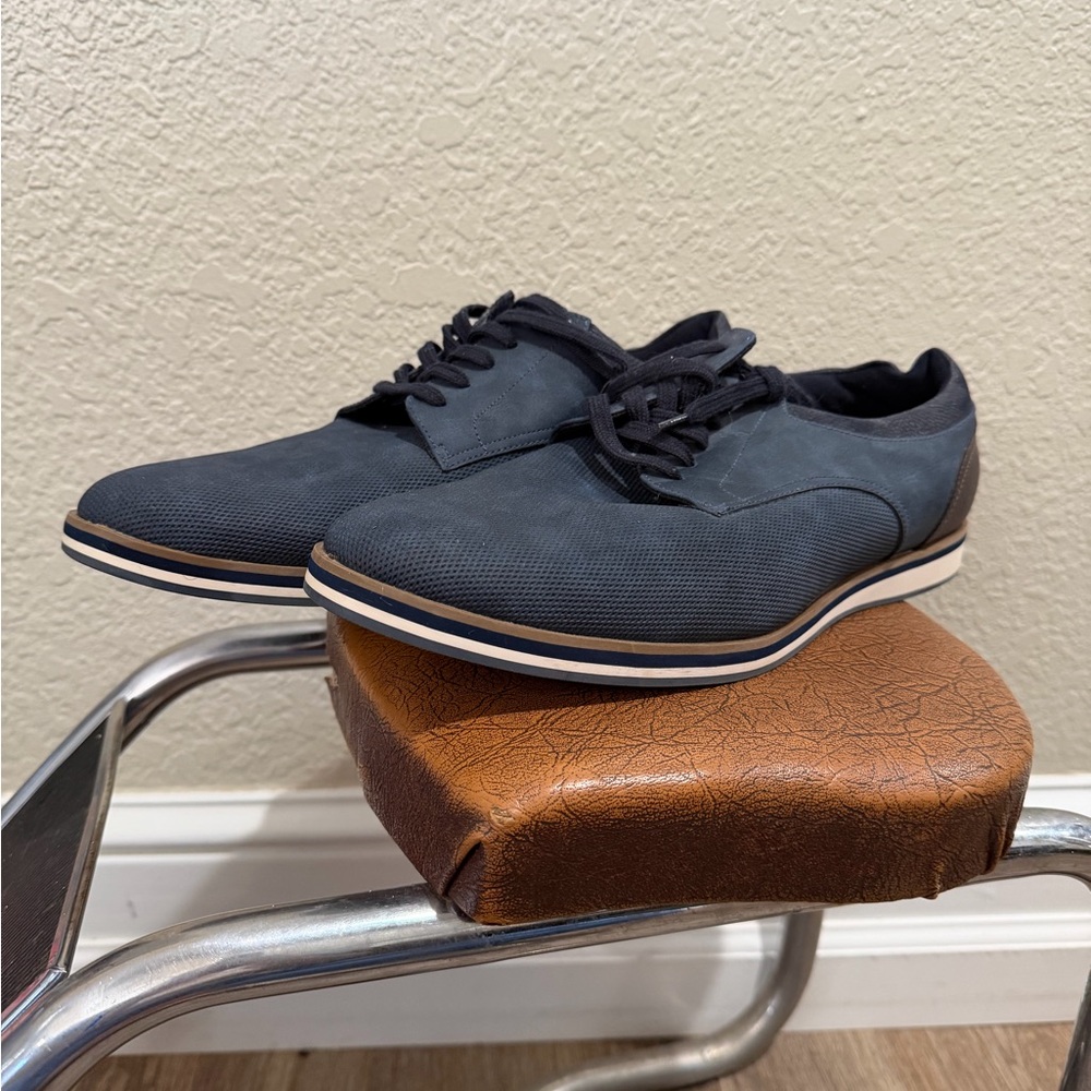 Aldo Navy Blue Lace-Up Casual Oxfords